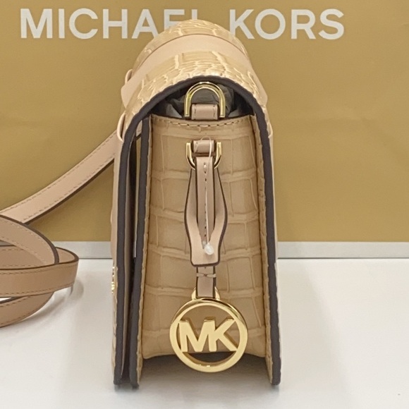 MICHAEL KORS MERCER SMALL CLUTCH XBODY BUFF - Picture 6 of 16